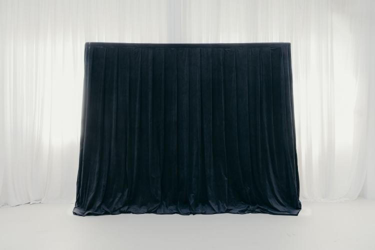 Push up DRAPE 3.86m x 4m high